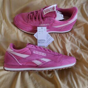 Reebok Women's shoes